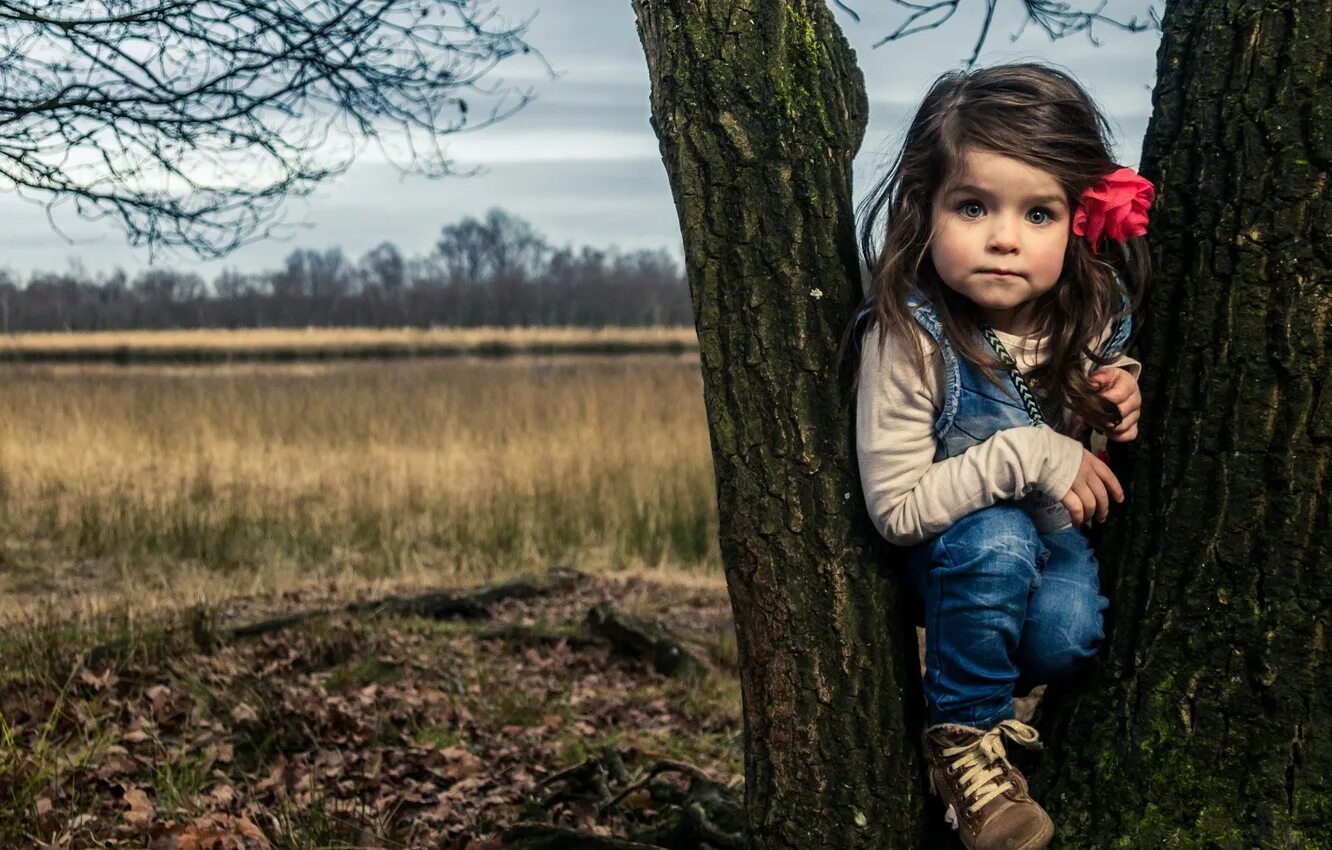 Профессиональное фото ребенок. Профессиональная детская фотосъемка. Профессиональная детская. Профессиональное фото ребенок. Детская фотосъемка в саду осень.