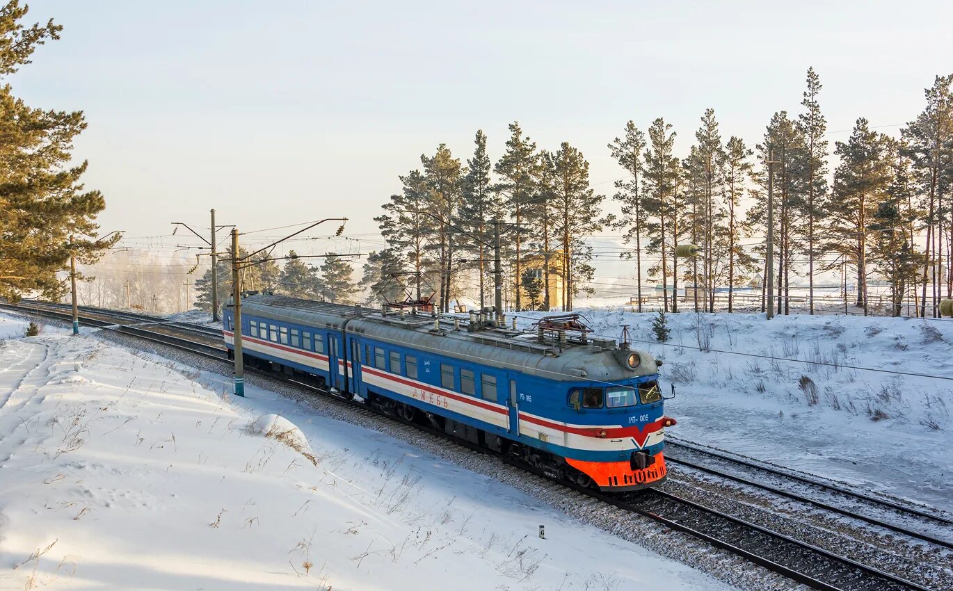 Включи поезда 5. Электромотриса эр9. Рабочий поезд. Автаматриса РП. РП 005 поезд.