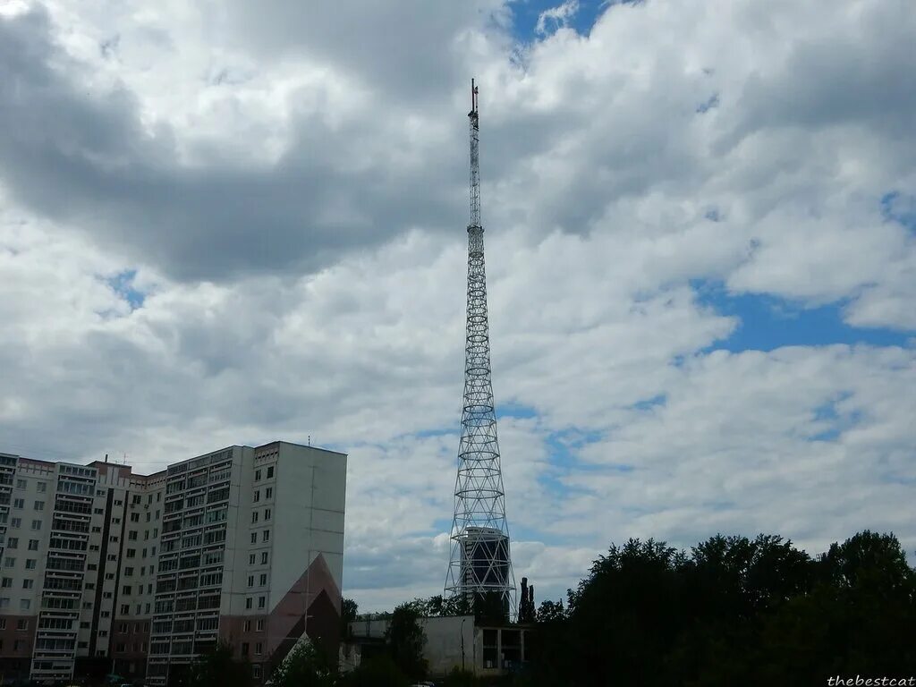 Высота не более 4. Пермская телебашня 275м. телебашня киров. телевышка в перми высота.