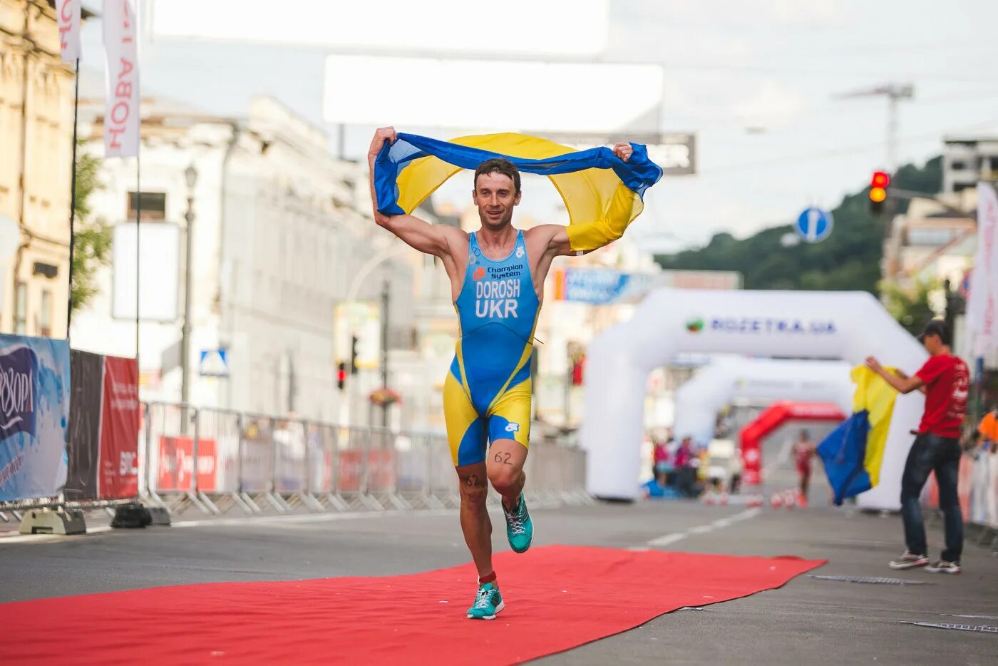 Старт лету. Украинский триатлонист. Локелани МАКМАЙКЛ. Lokelani MCMICHAEL.