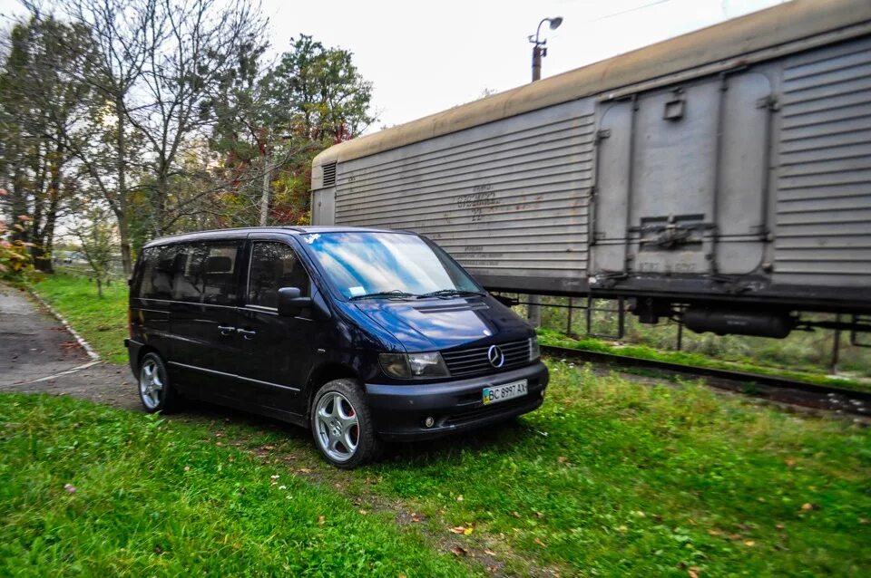 Купить мерседес бенц вито. Mercedes Benz Vito w638. Мерседес Бенц Вито 638. Mercedes-Benz Vito 2002. Мерседес Вито 638 2,2.