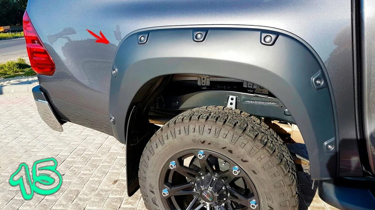 Hilux расширители. Расширители колесных арок тойота хайлюкс 2016. расширители колесных арок hilux 2017. расширители арок hilux 2017. toyota hilux расширители арок.
