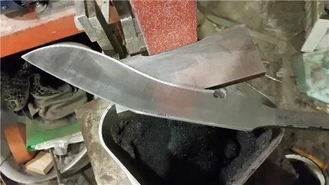 Из каких сталей изготавливают ножи
