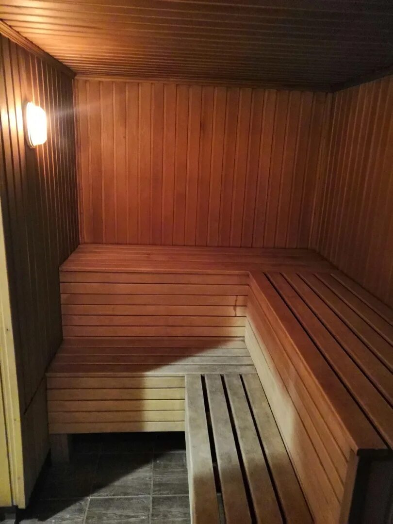 Русская парная. Обустройство бани. Баня на дровах из контейнеров. Сауна каменск-шахтинский. Баня на дровах чита.
