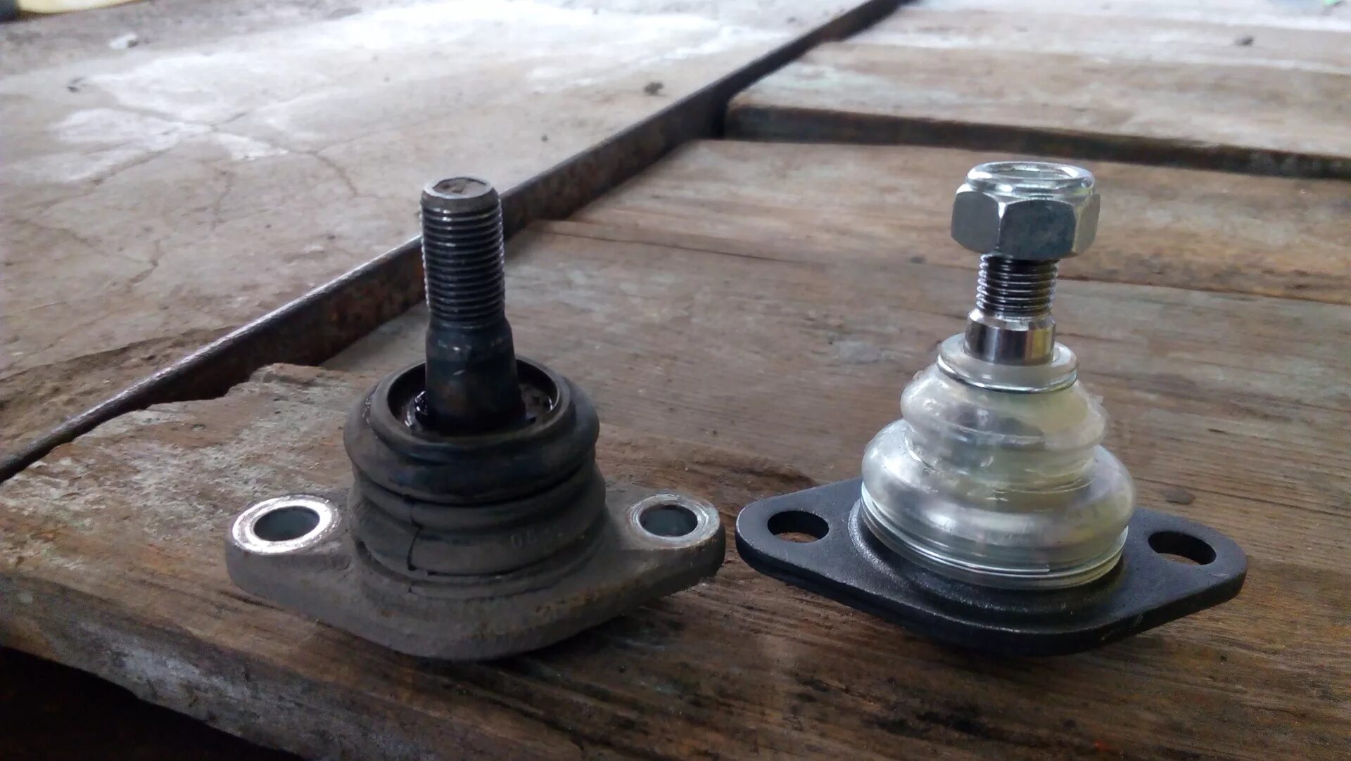 шаровая опора ваз 2106 комплект. шаровые опоры ваз 2105. шаровые трек на ваз 2106. шаровые опоры ваз 2105. ваз 2105 шаровая опора нижняя.