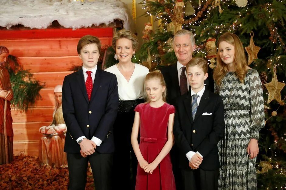 Королевская 1990. Фото королевской семьи с Рождества в сарнингеме 2023г..