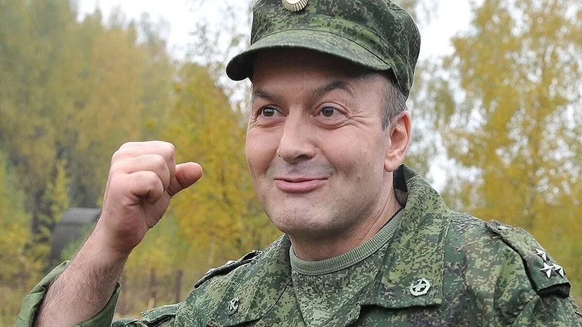 Актер который играл в солдатах. Актер который играл в солдатах