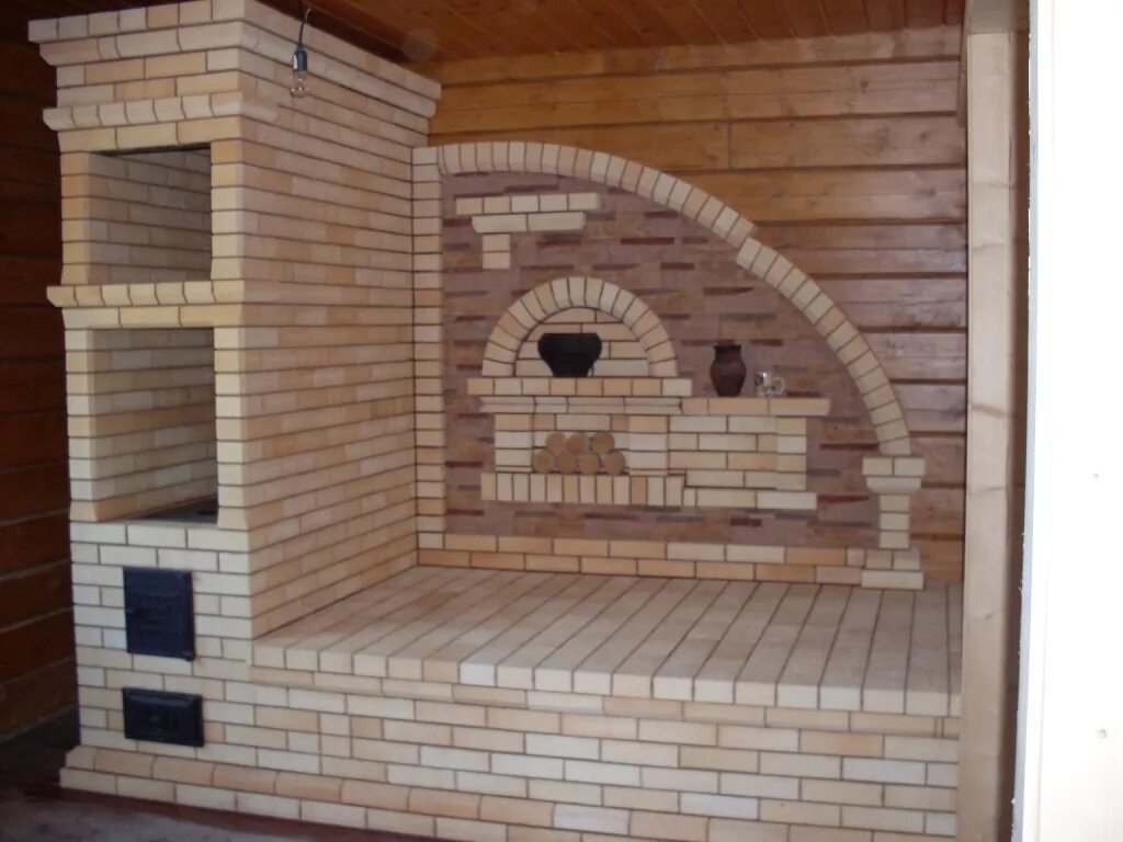 отопительная кирпичная печь 100кв. печь камин с лежанкой кузнецова. печка с лежанкой и плитой. печь с плитой и лежанкой. печь голландка шведка с лежанкой.