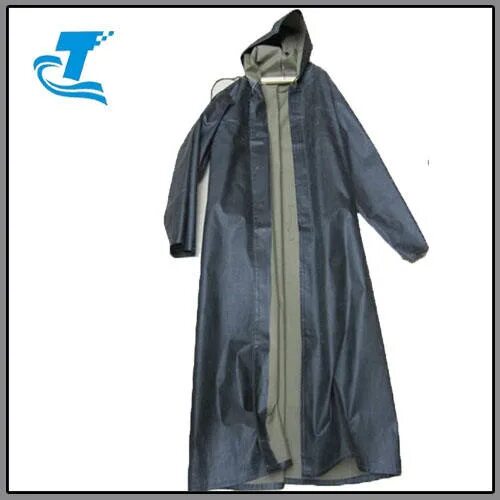 Плащ ferrino cloak rando blue. Прорезиненный плащ мотоциклиста вермахта. Прорезиненный плащ 8 букв. Плащ водонепроницаемый. 2.