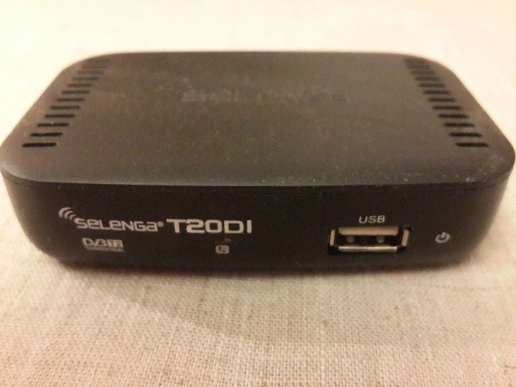 Dvb t2 selenga. Dvb-t2 selenga t20di. цифровая приставка selenga t20di. цифровая приставка dvb-t2 selenga t20. ресивер dvb t2 selenga t20.