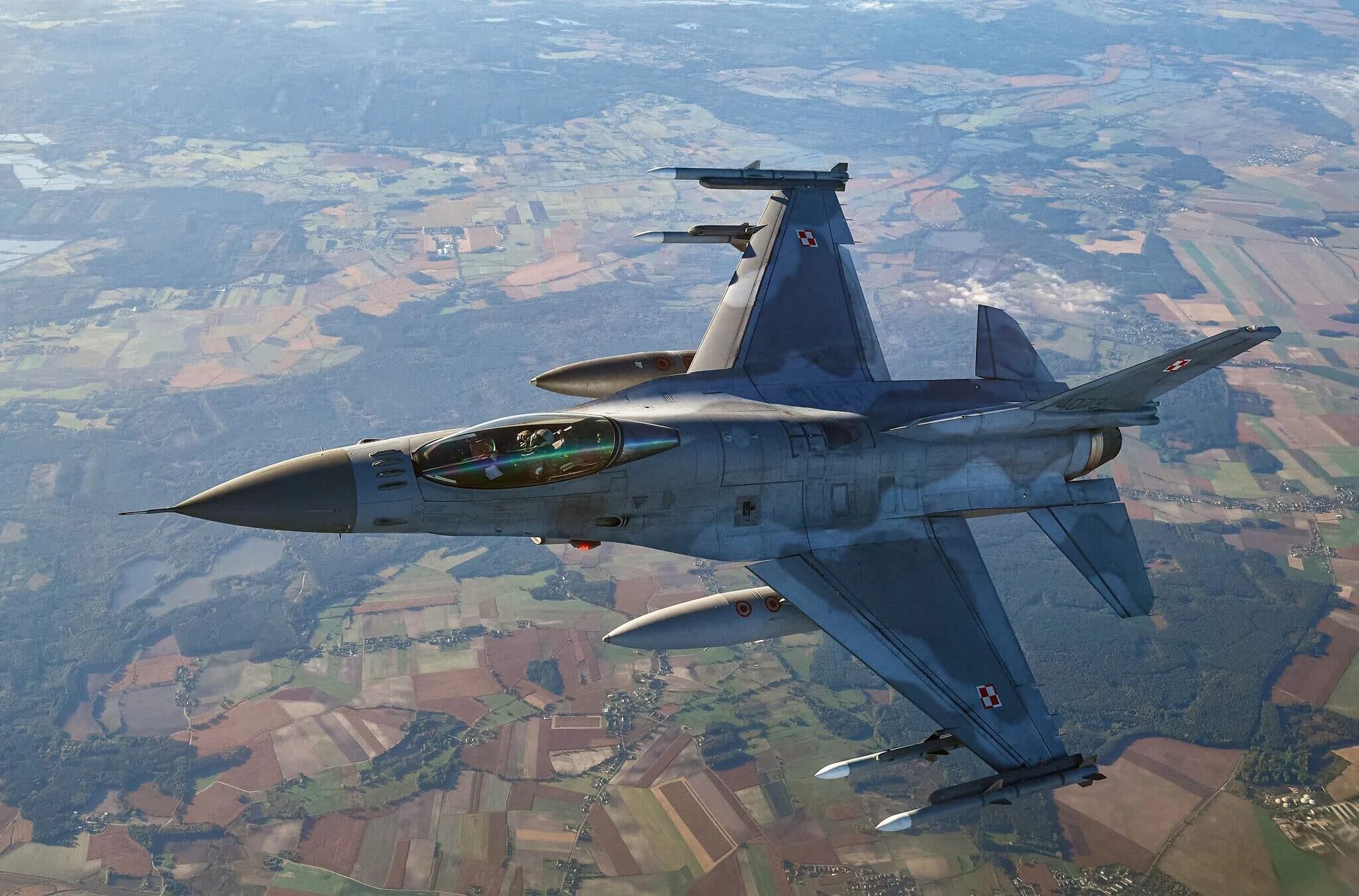 Истребители f 16 это