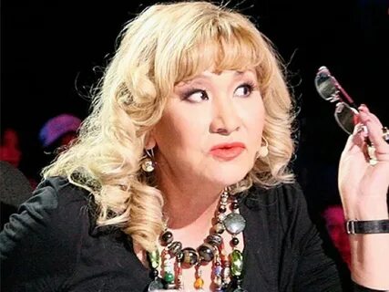 Кішкентай және үлкен түкті письки секстен ыңылайды