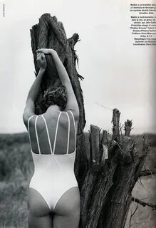 Vogue Paris May 1990 Toutes en lignes Model: Tatjana Patitz Ph: Kurt Markus...