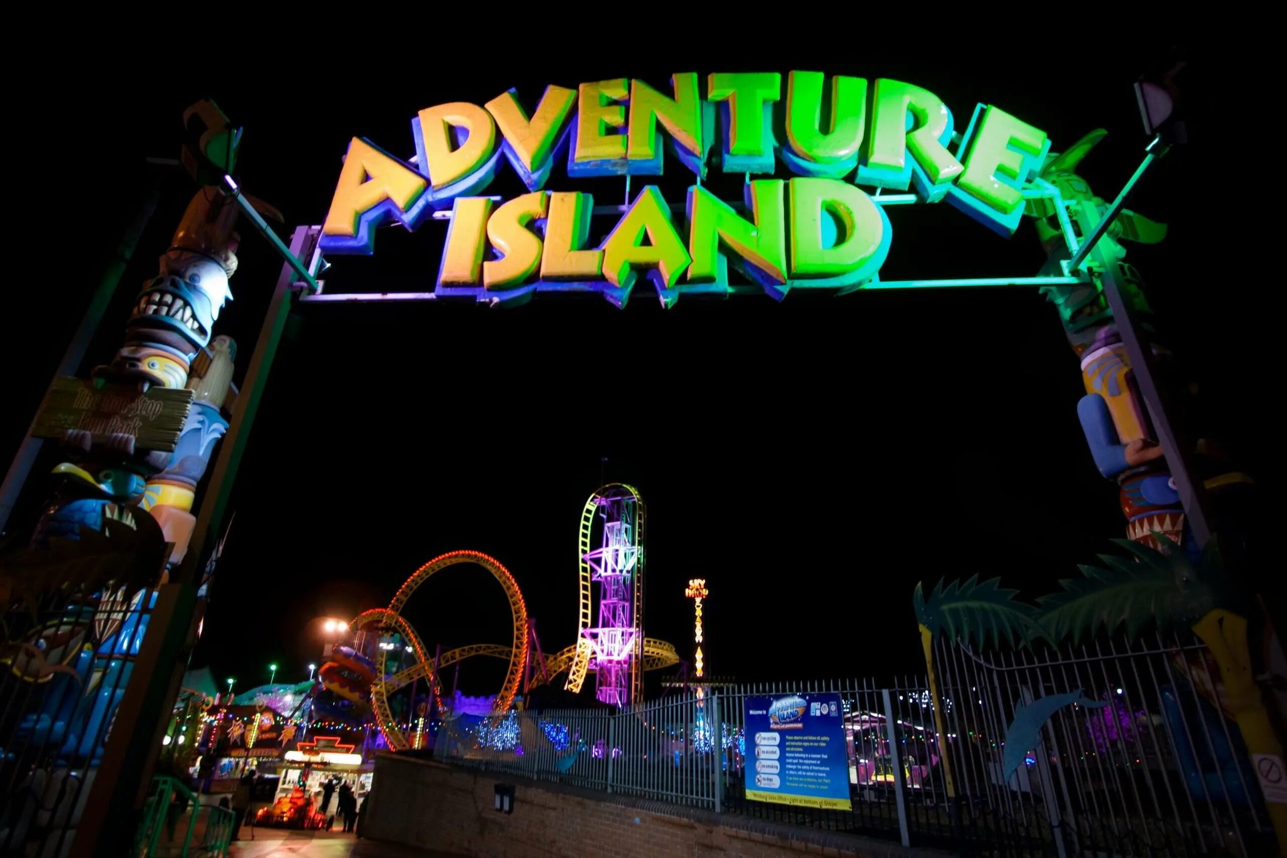 Adventure Island (парк развлечений). Острова приключений Universal - США. Islands of Adventure во Флориде.