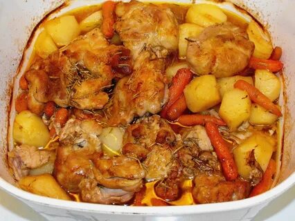 Жаркое в духовке с курицей и картошкой