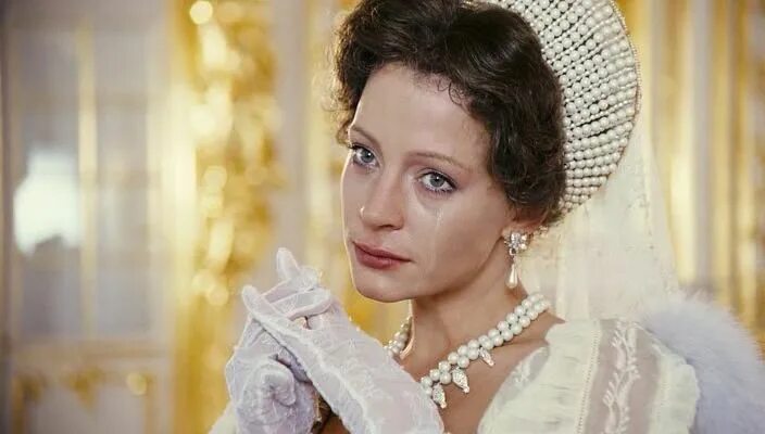 Прошло 28 лет. Как сейчас выглядят звезды сериала "Петербургские тайны" Oddstory