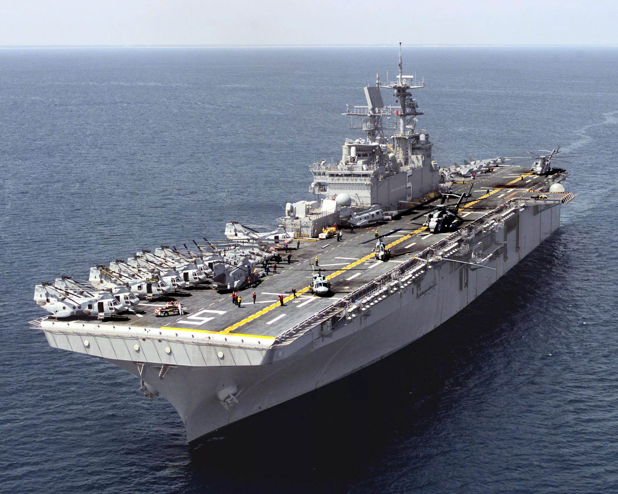 Usa ships. USS Bataan LHD-5. Батаан корабль. USS George h. w. Bush CVN-77. Батаан авианосец.