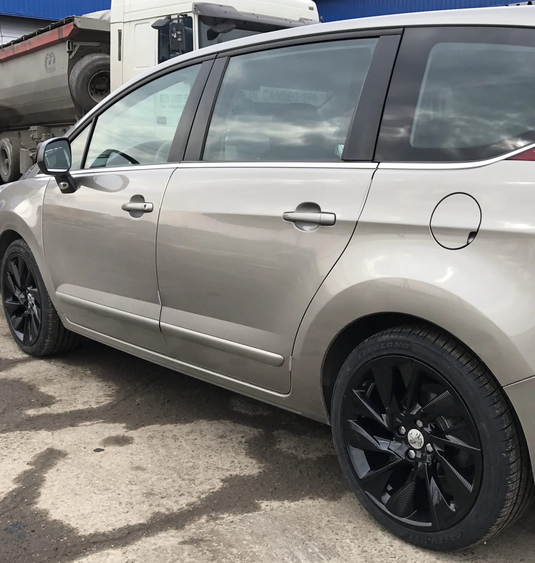 Диски 5008. St5008. Диски 5008. Оригинальные диски peugeot 5008. Диски 5008.