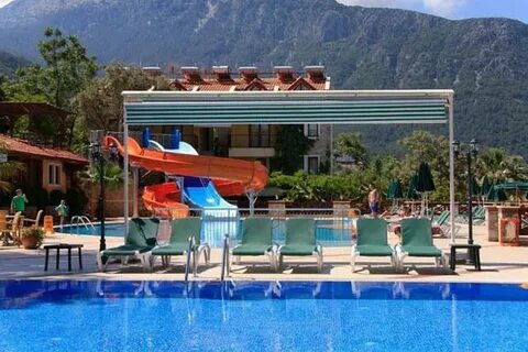 Perdikia hill family hotel