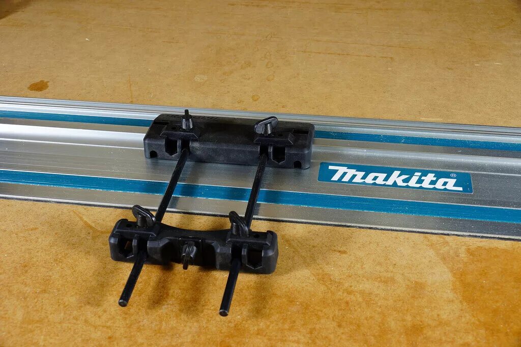 шина направляющая bosch fsn 800. фрезер triton tra001. фрезер bosch направляющая fsn. Bosch gof 1600 ce professional комплектация. Bosch fsn ofa 32 kit 800.