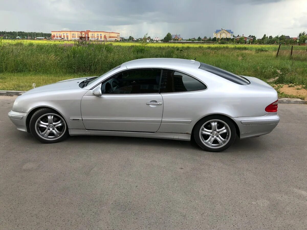 Mercedes-Benz CLK-class 2000. Мерседес CLK купе 2000. Мерседес ЦЛК купе 2000 года. Мерседес CLK w208 купе 2000 года. Купе 2000 годов