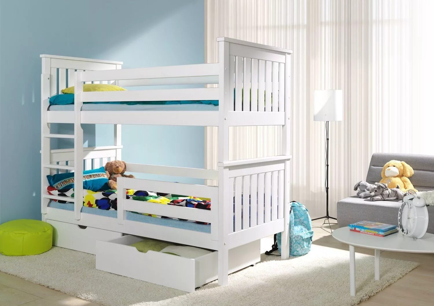 Bunkbed перевод. Двухъярусная кровать gunmetal full/full bunk bed. Кровать под лестницей. Двухъярусная двуспальная кровать своими руками с компьютера. Двухэтажная кровать для детей.