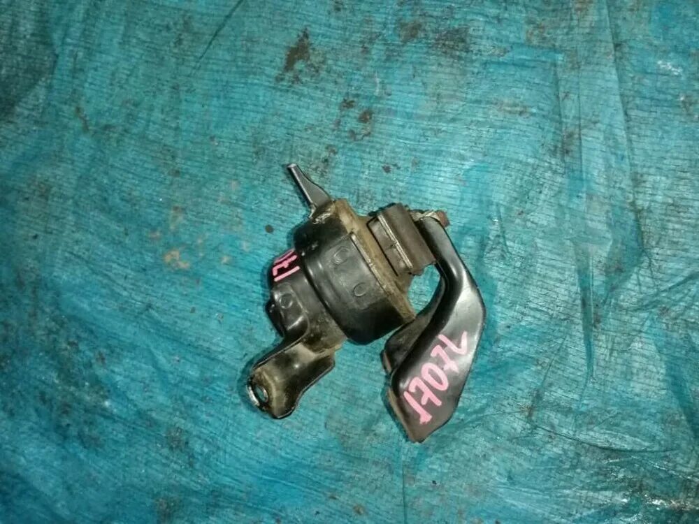 Подушка двигателя срв рд1. Подушка двигателя honda crv rd1. 50824-s04-013. подушки двигателя honda cr-v 1. 50824s04013.