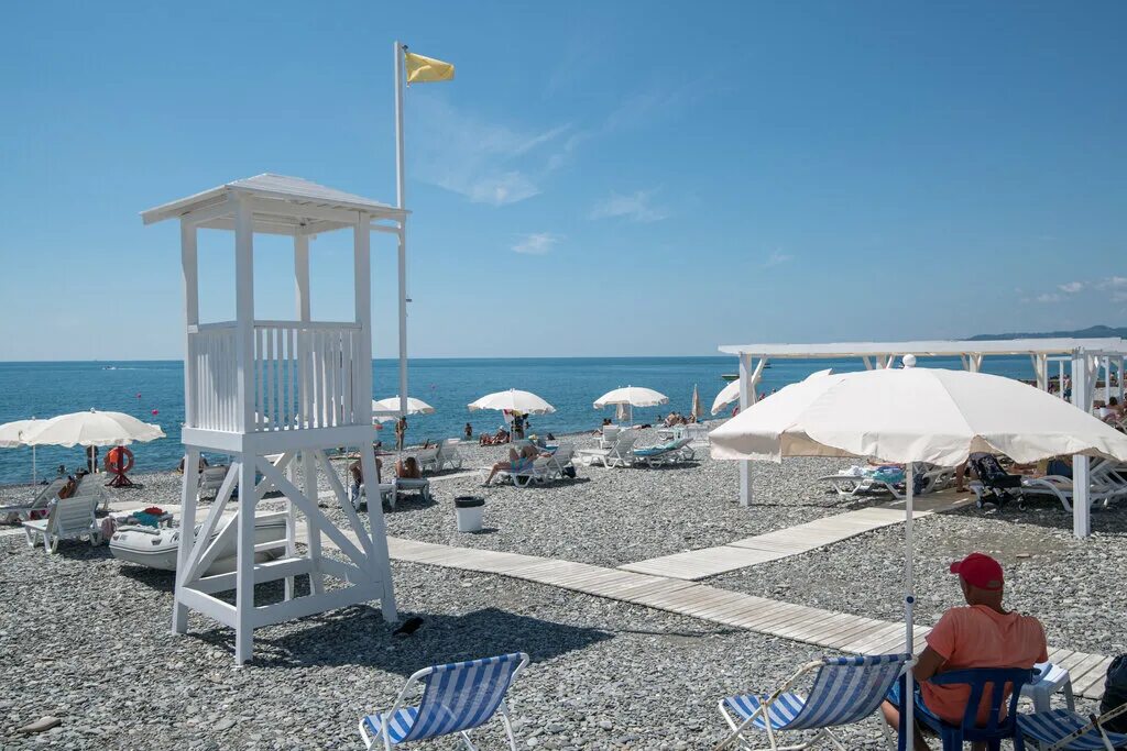 Сириус нижнеимеретинская бухта. Сириус море пляж. Пляж рэдиссон адлер. Gamma sirius сочи пляж. Пляж сигма сириус адлер.