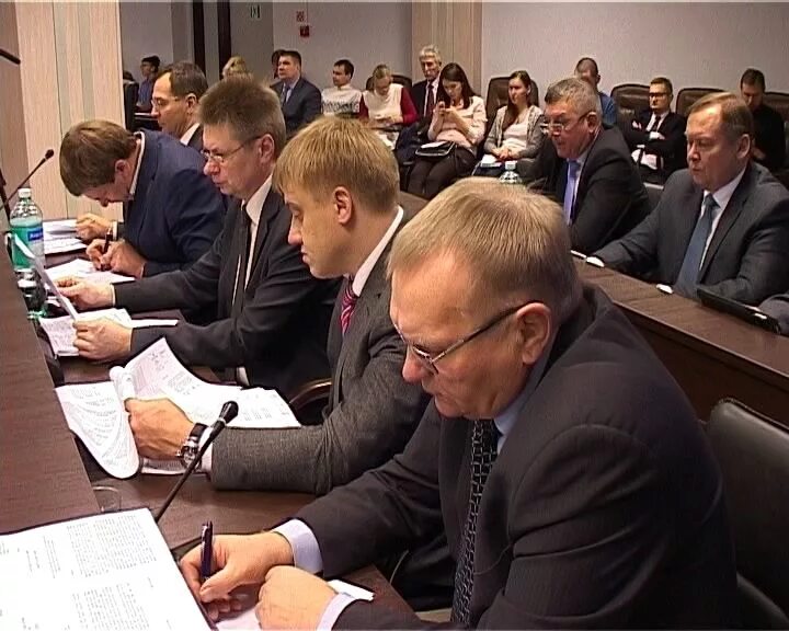Депутатами кировской городской. Депутаты кировской городской думы 2022. Кировская городская дума. Депутатами кировской городской. Кировская гордума.