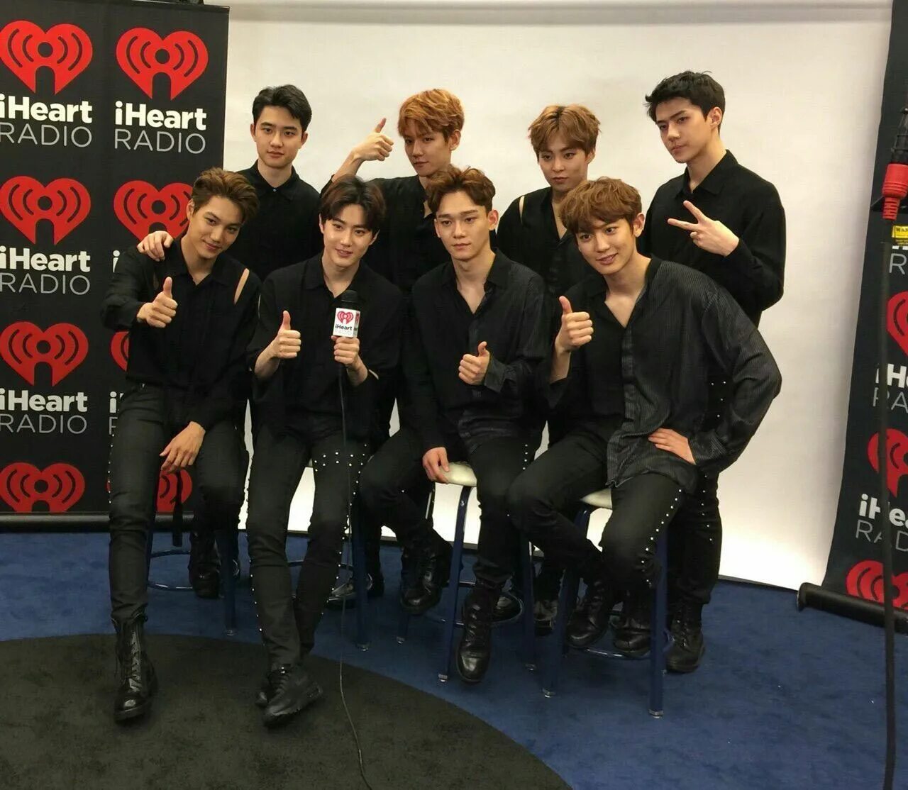 Exo me. Ехо 2017. группа exo. экзо фото.