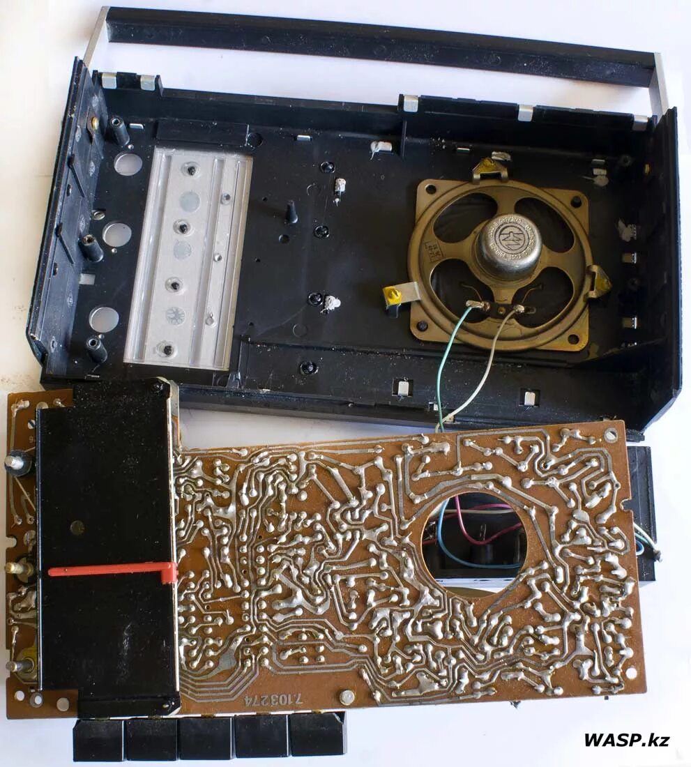 Россия рп-216. Kipo kb-308ac плата. Как разобрать приемник. Детекторные приемники ссср. Корпус для детекторного приемника.