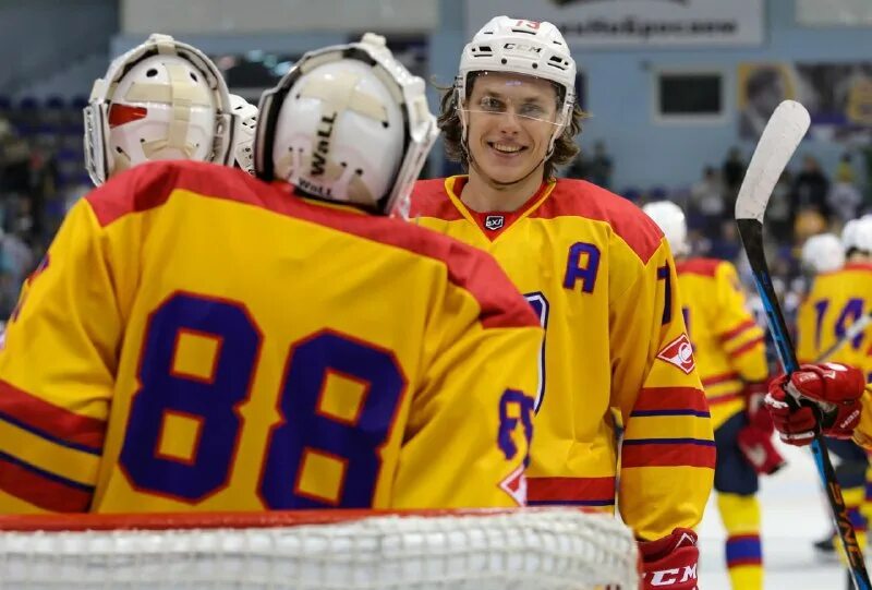 химик август вурнары. ронни ижсталь. химик игроки. кочнев хоккеист химик. футбол вурнары химик август.