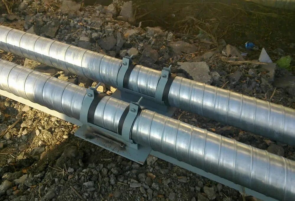 Теплотрасса скользящая опора. Опора опб-1 для трубопровода. скользящие опоры труб ппу. скользящие опоры для стальных труб в ппу изоляции. опора хомутовая опб-1.