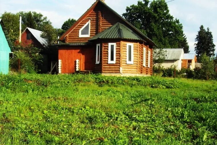 Можайск купить дом в деревне. Домик в СНТ на Можайском. Дачи Можайский район Московской области. Недвижимость в Московской области. Дома в СНТ Можайский.