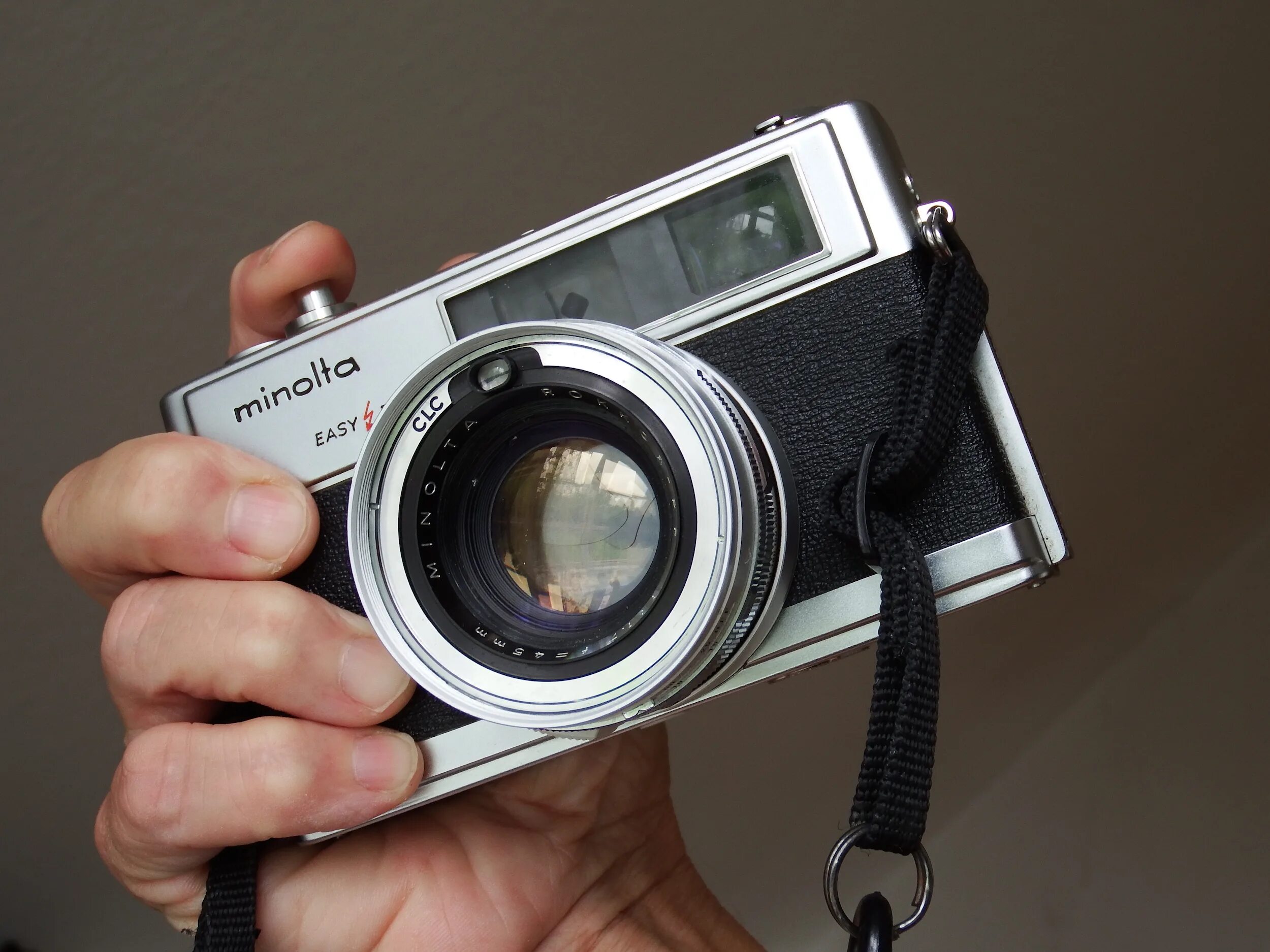 Hi matic. Minolta hi-matic 9. Minolta hi-matic 7 manual operation. Hi matic. The original hi-matic of 1962.