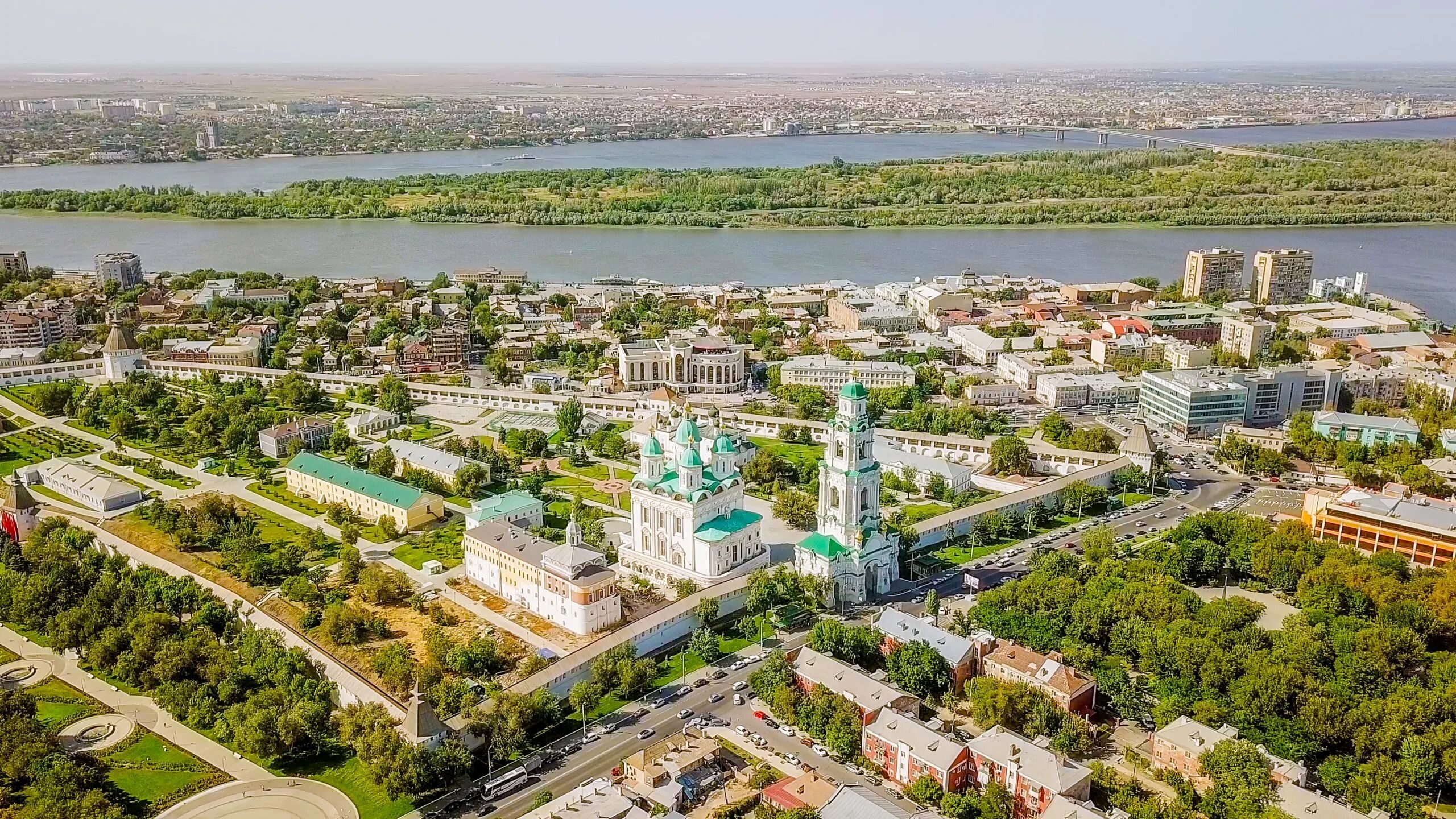 Астраханский кремль. Достопримечательности астрахани астраханский кремль. Астрахань достопримечательности. Астрахань кремль достопримечательности. Астрахань кр.
