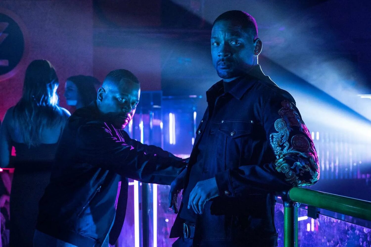 Уилл смит плохие парни 1995. People bad boys. Bad boys 1995 will smith. Уилл смит плохие парни 1995. Уилл смит 1995.