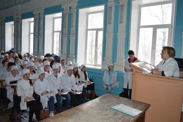 Студенты рязанского медицинского университета. Рязанский медицинский университет лечебное дело. Студенты рязанского медицинского университета. Рязанский медицинский университет лечебное дело. Рязанский медицинский университет.