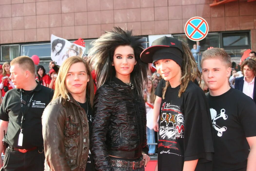 28 июня 2007. Ты была фанаткой группы Tokio Hotel. Фанатка Tokio Hotel. Токио хотел в Москве 2007. Ты была фанаткой группы Токио.