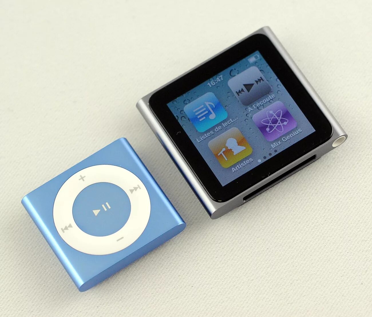 Iphone pleer. Apple IPOD Nano 1gb. Apple IPOD Nano 3. IPOD Nano 2005. IPOD Shuffle 6.