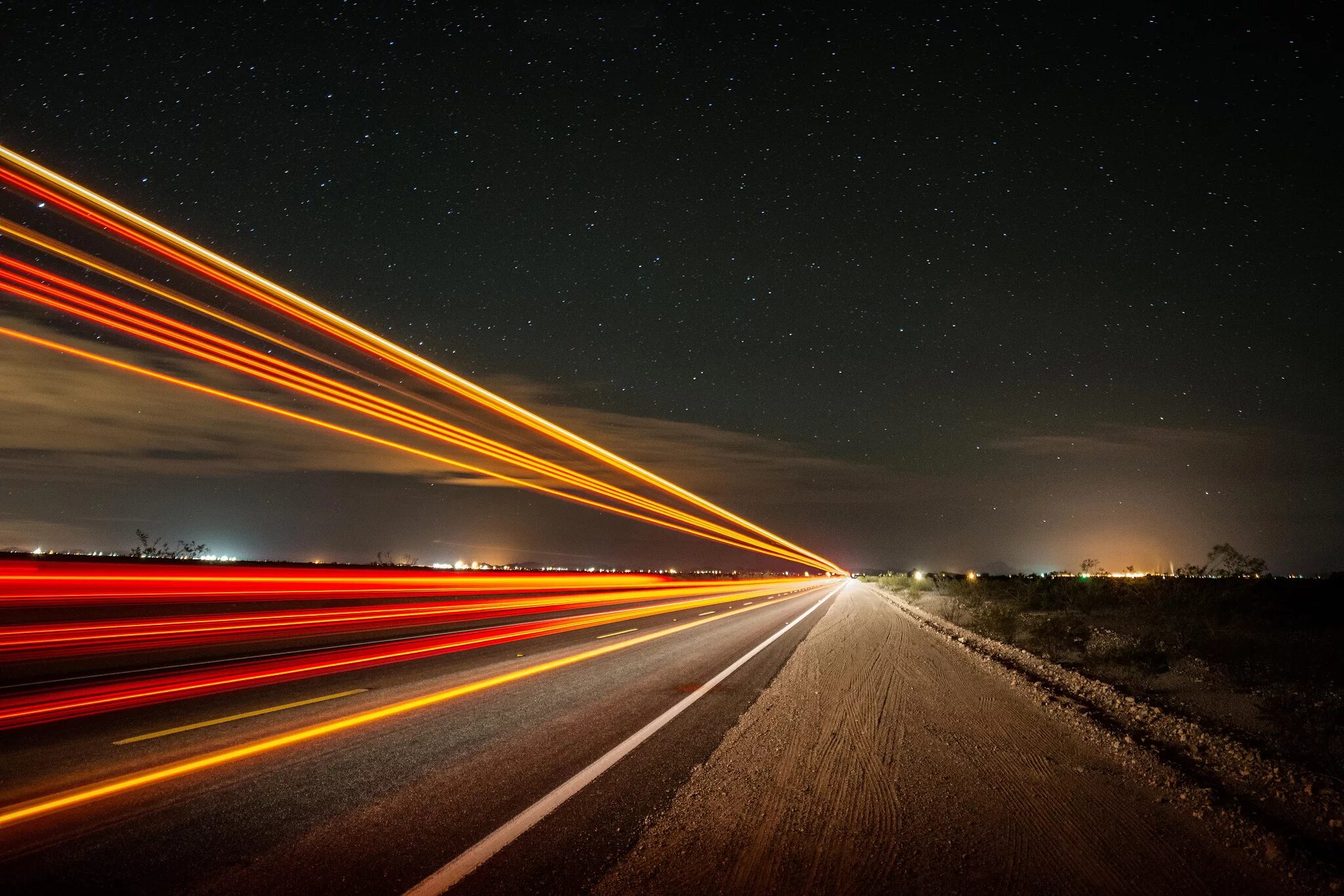 Luminary speed. Дорога ночью. Ночная трасса. Дорога скорость. Ночная трасса с боку.