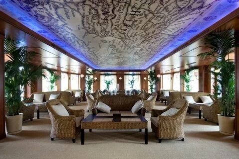Есть в ласточке ресторан