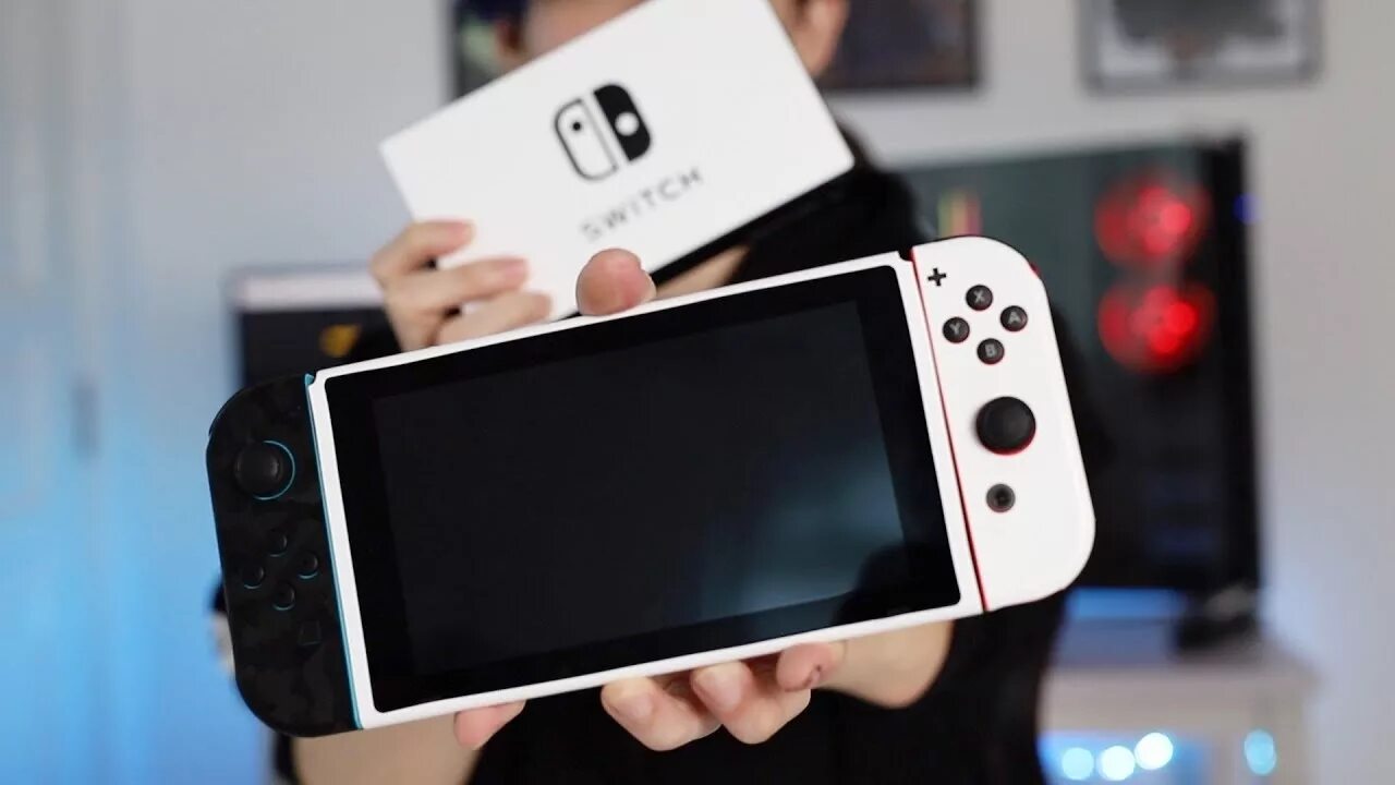 Нинтендо свитч белая. Nintendo Switch Lite White. Нинтендо свитч чёрный и белый. Nintendo Switch с белой рамкой.