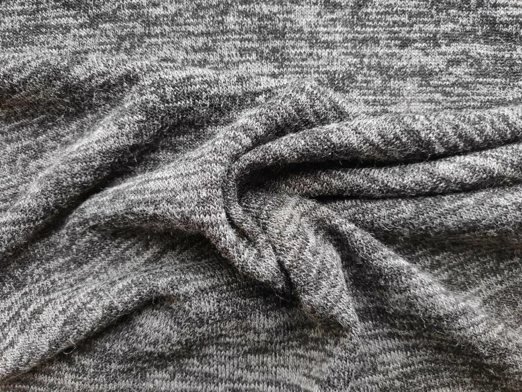 Цвет меланж это. Серый меланж цвет. Ткань ангорка серый меланж. Бежевый меланж цвет. Бежевый меланж цвет.