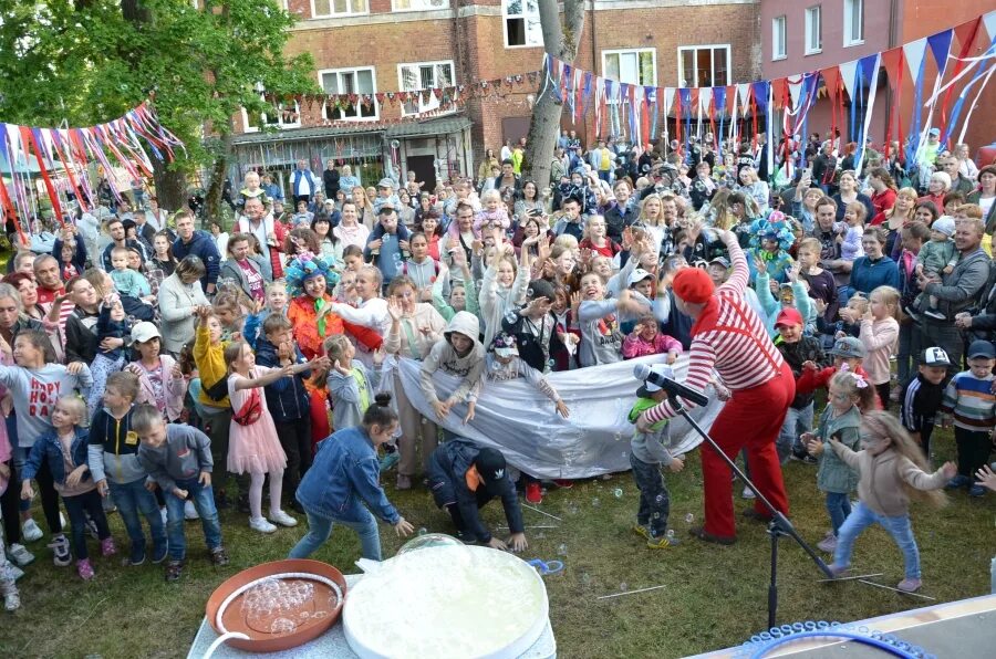 с днем города. день города фото 2022. калининград праздник. день калининграда 2022. калининград день города 2020.