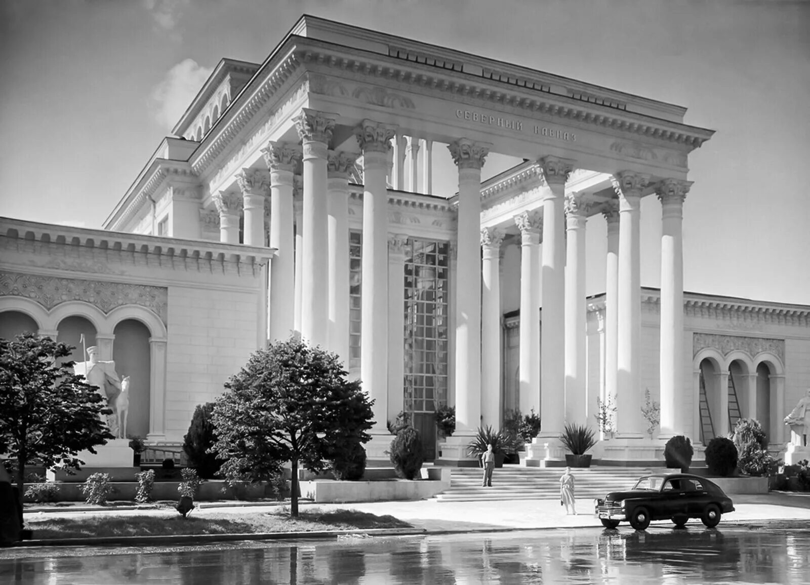 Москва, вднх, павильон “робостанция”. Павильон образование. Павильон 2 робостанция вднх. Вднх павильон 2 робототехника. Павильон народное образование на вднх.