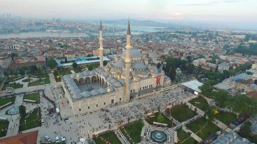 Фатих Стамбул. Медресе Фатиха Стамбул. Мечеть Фатих сверху в Стамбуле.