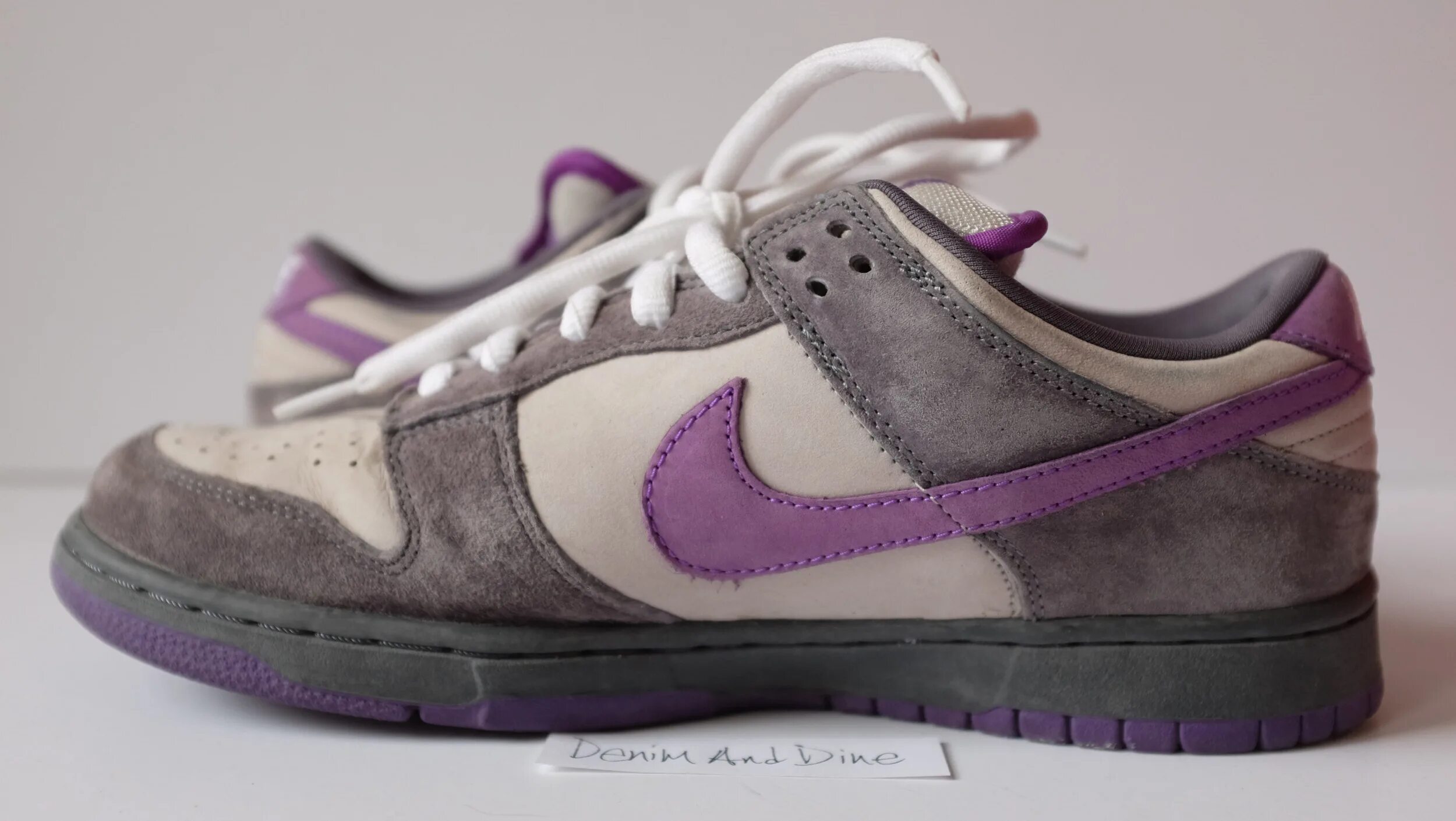 Nike sb dunk low фиолетовые. Данки серо фиолетовые. Nike sb purple pigeon. Nike sb dunk low фиолетовые. Nike dunk low lila.