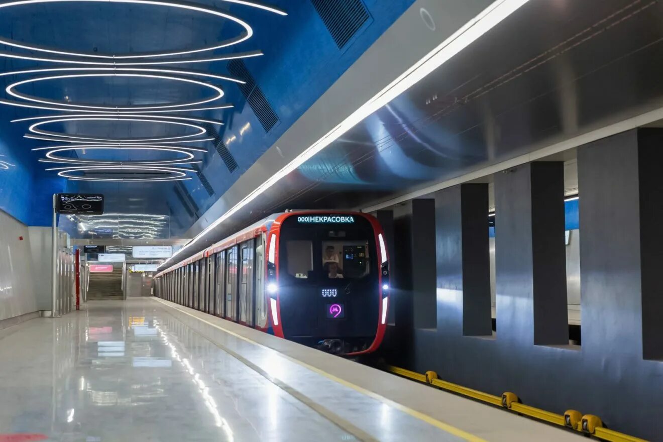 Метропоезд москва 2020. Новая метро 2020. Вагон метро москва 2020 81-775. Метро кольцевая линия моска 2020. Поезд метро москва 2020.