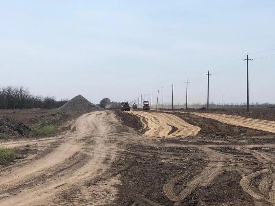 Хутор ровный Ставропольский край. Село Озерное Степновский район. Село Озерное Ставропольский край. Дорога в хуторе.